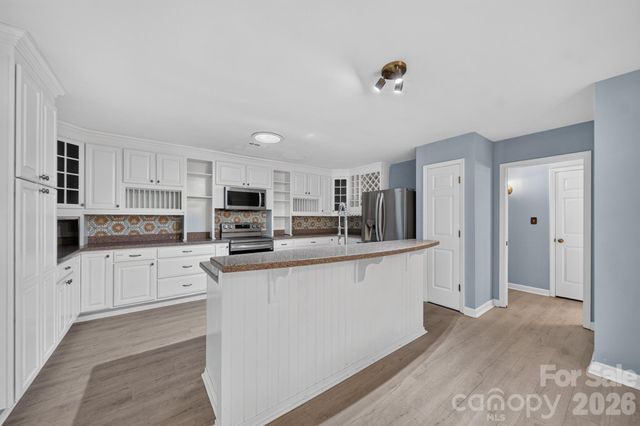 8281 Fairfield Forest Road, Denver, NC 28037
