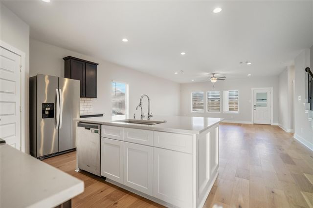 1502 Wells Manor Lane, Missouri City, TX 77459