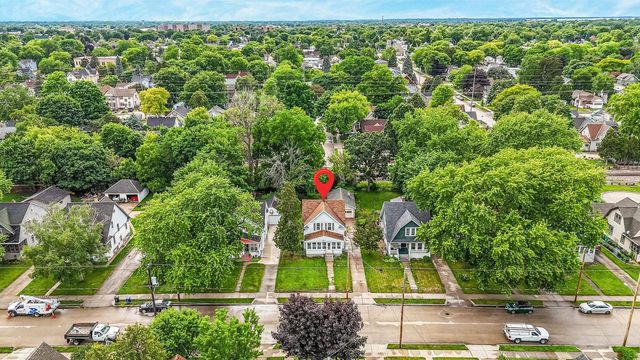 739 MONROE STREET, Oshkosh, WI 54901