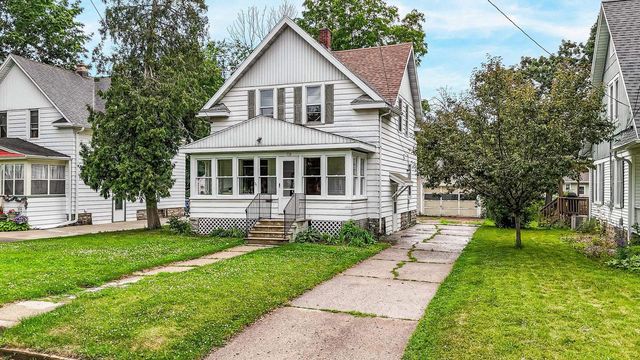 739 MONROE STREET, Oshkosh, WI 54901