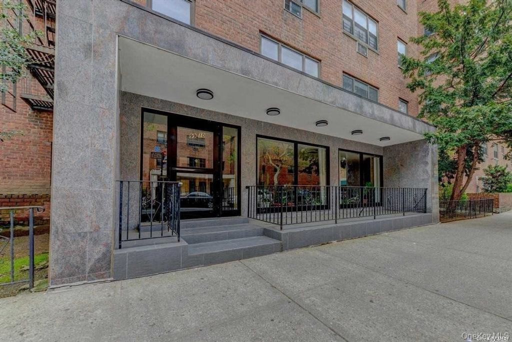 99-10 60th Avenue 2L, Corona, NY 11368