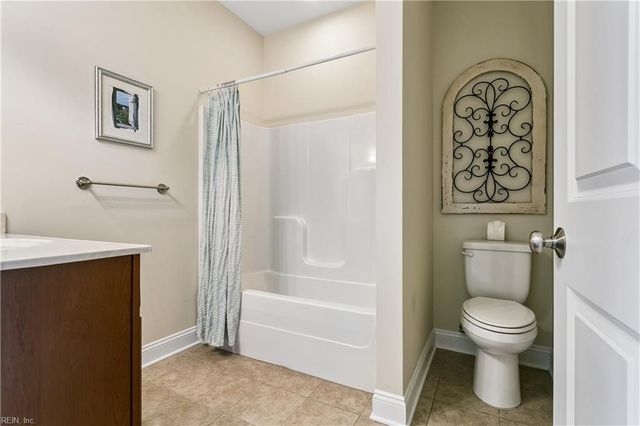 6905 Colemans Crossing AVE, Hayes, VA 23072