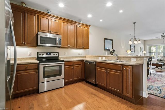 6905 Colemans Crossing AVE, Hayes, VA 23072