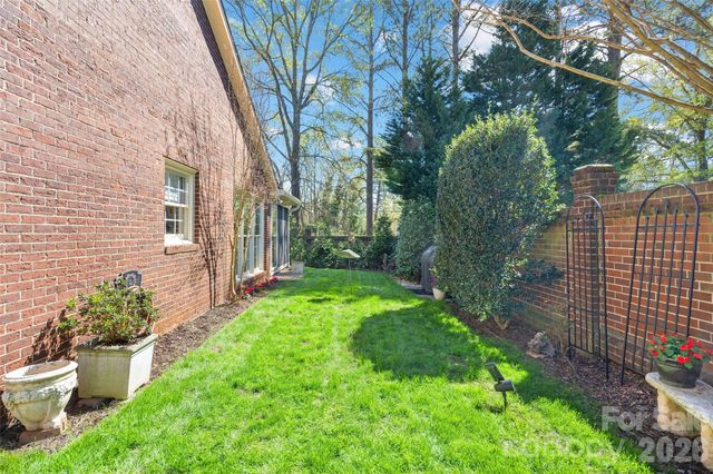 7211 Baniff Circle, Charlotte, NC 28277