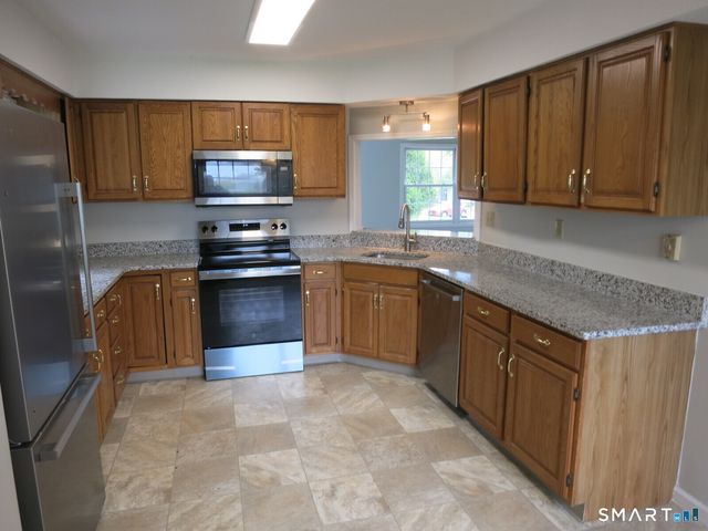1808 Southgate Lane, Colchester, CT 06415