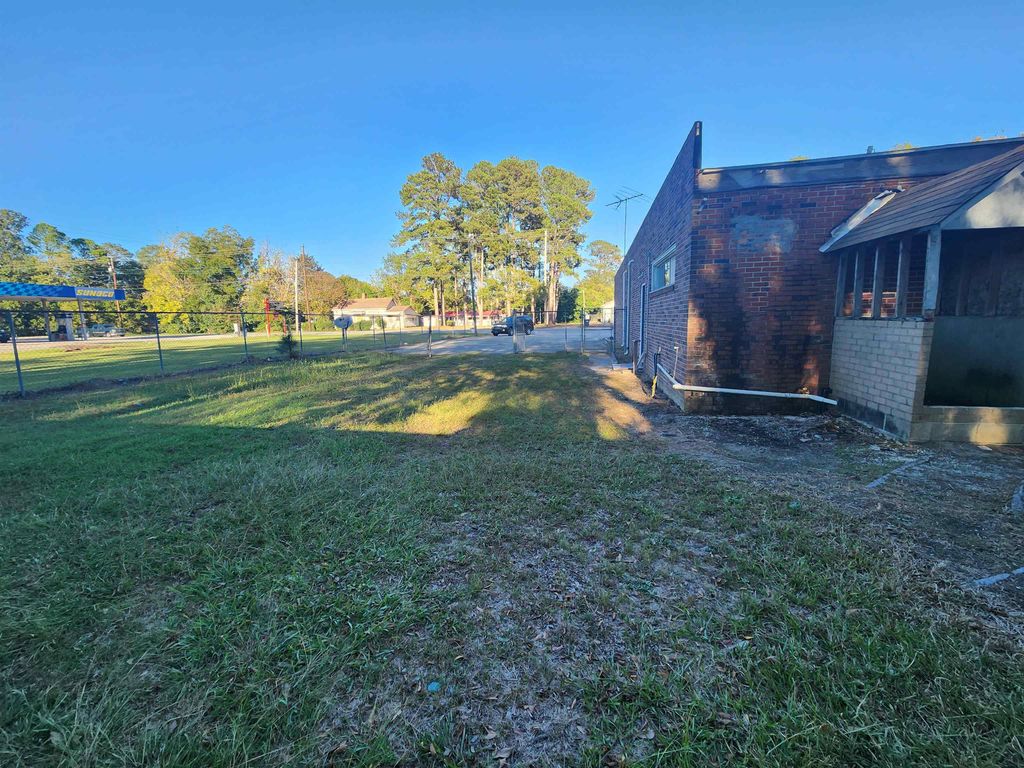 904 S Main St., Marion, SC 29571 — photo 5