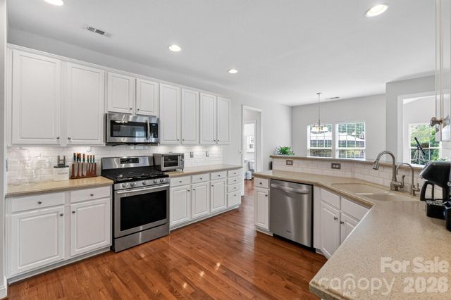 127 Corona Circle, Mooresville, NC 28117