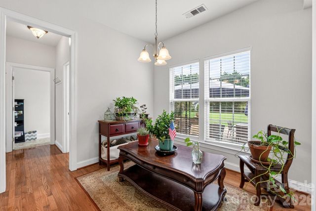 127 Corona Circle, Mooresville, NC 28117