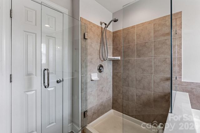 127 Corona Circle, Mooresville, NC 28117