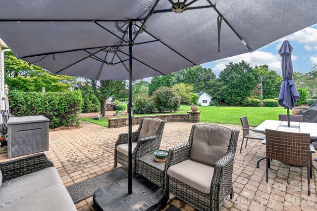 127 Corona Circle, Mooresville, NC 28117