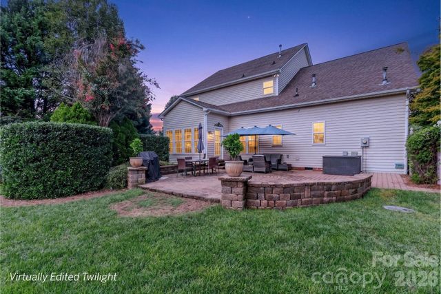 127 Corona Circle, Mooresville, NC 28117