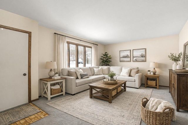 4300 Waterford DRIVE, Waterford, WI 53185