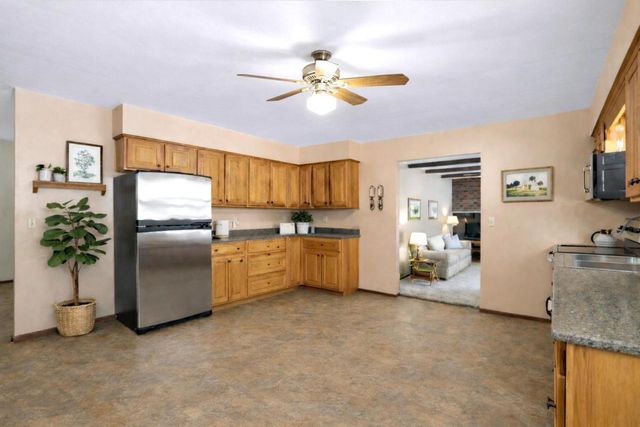 4300 Waterford DRIVE, Waterford, WI 53185