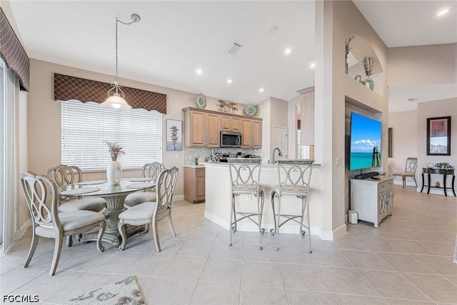 16580 Crownsbury WAY 202, Fort Myers, FL 33908