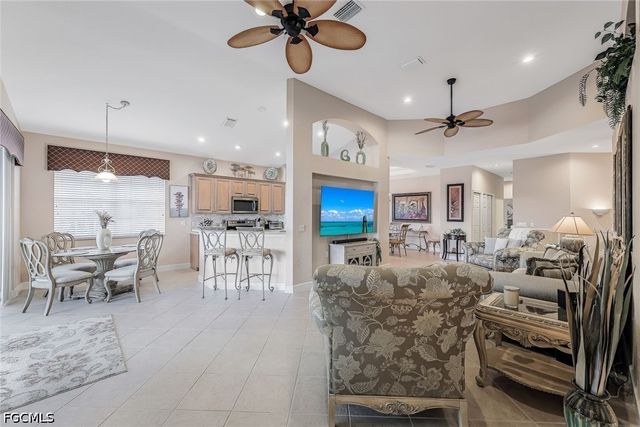 16580 Crownsbury WAY 202, Fort Myers, FL 33908