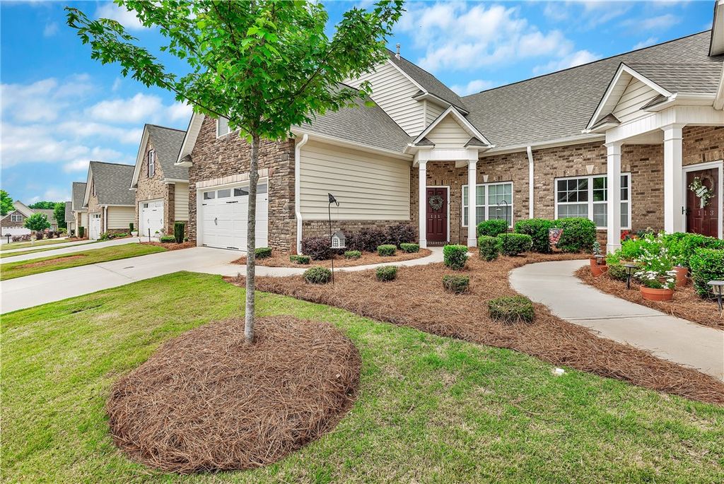 111 Coosa Lane, Anderson, SC 29621