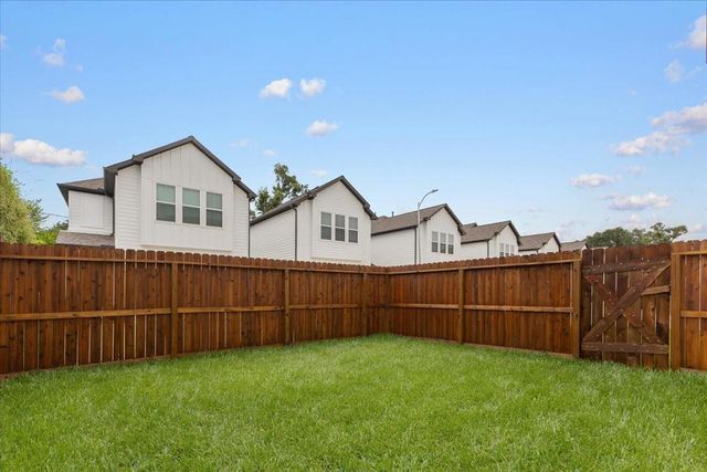 5011 Elizabeth City Street, Houston, TX 77021