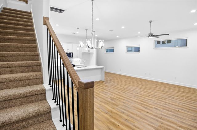 5011 Elizabeth City Street, Houston, TX 77021