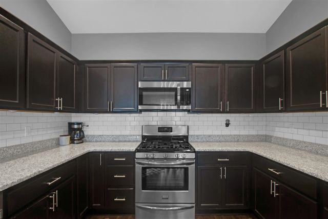 6177 Boulder Drive, Flushing, MI 48433