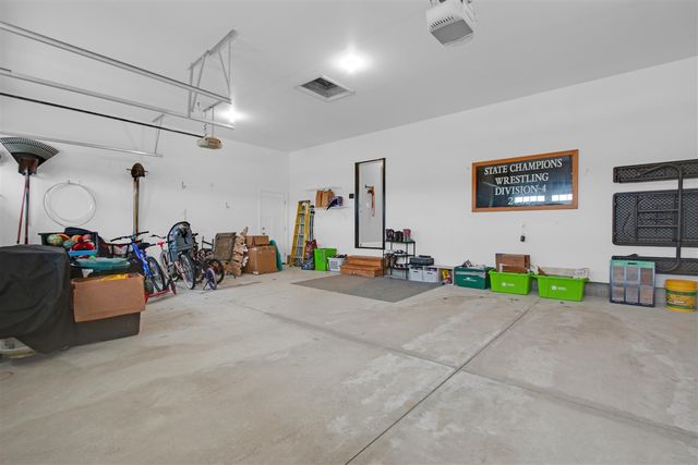 6177 Boulder Drive, Flushing, MI 48433