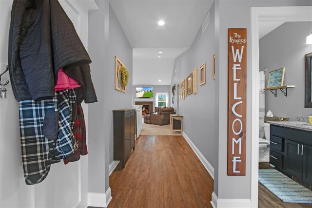 6177 Boulder Drive, Flushing, MI 48433