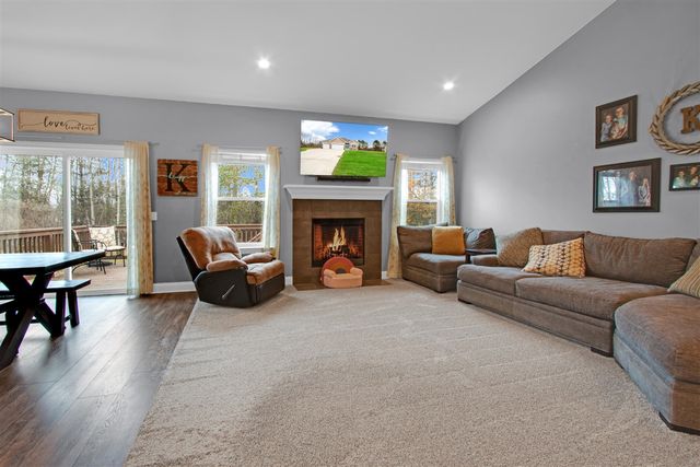 6177 Boulder Drive, Flushing, MI 48433