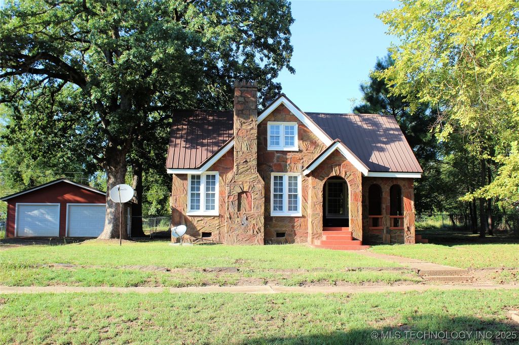 507 NE 4th Street, Antlers, OK 74523