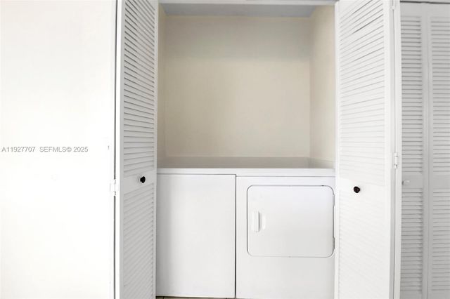 11324 SW 187th Ter, Miami, FL 33157