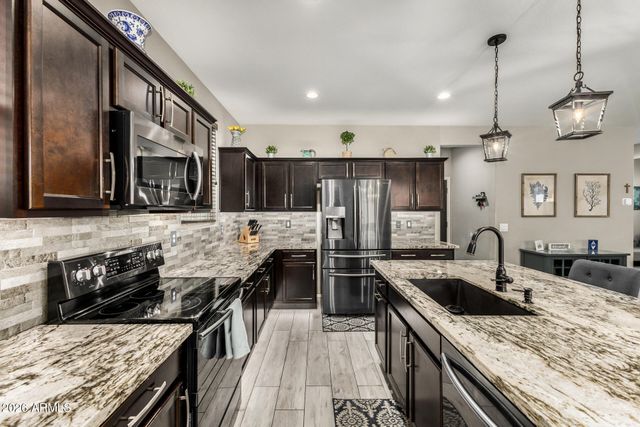 10172 W Carlota Lane, Peoria, AZ 85383