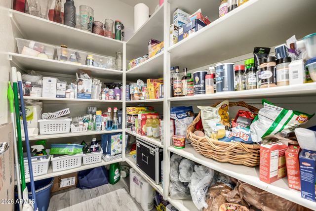 10172 W Carlota Lane, Peoria, AZ 85383