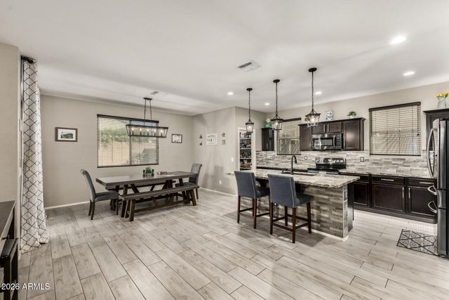 10172 W Carlota Lane, Peoria, AZ 85383