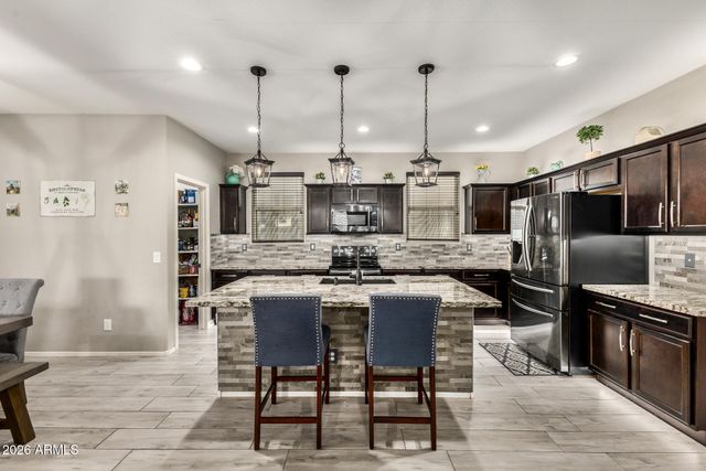 10172 W Carlota Lane, Peoria, AZ 85383