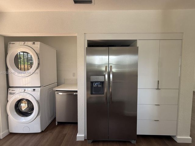 10204 SW 173rd St, Miami, FL 33157