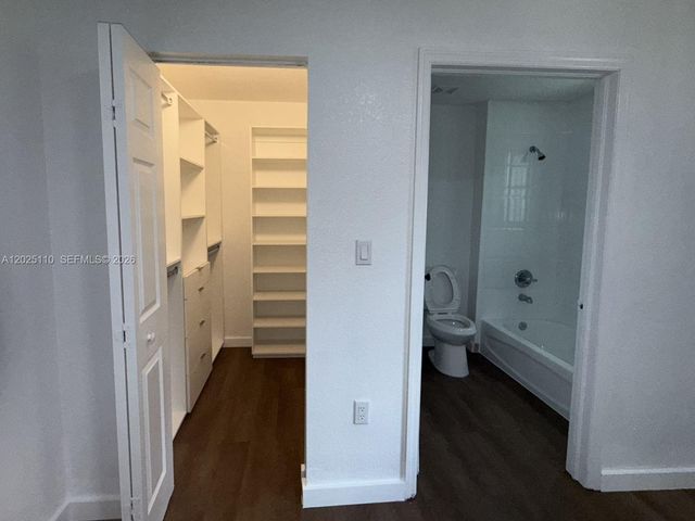 10204 SW 173rd St, Miami, FL 33157