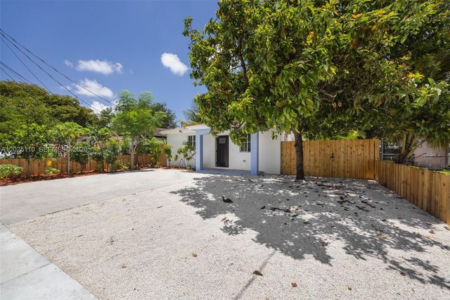 10204 SW 173rd St, Miami, FL 33157
