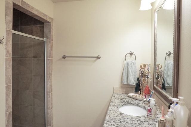 7103 Pontiac Avenue, Lubbock, TX 79424