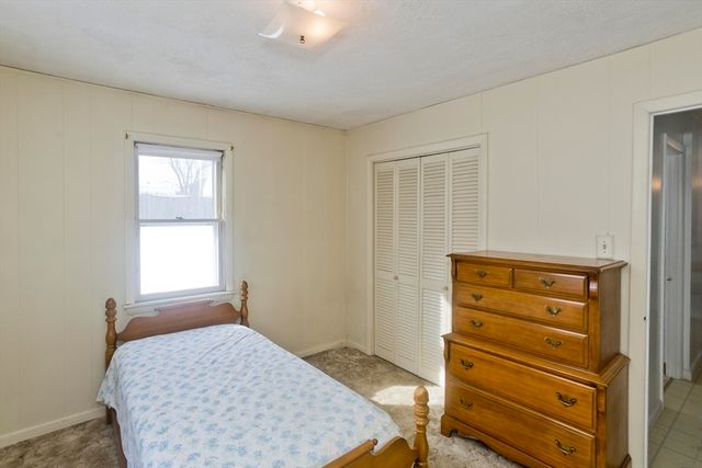 54 Dudley St, Springfield, MA 01095