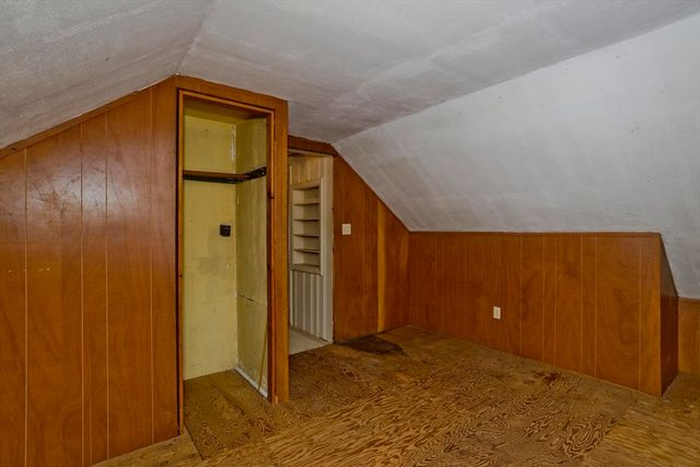 54 Dudley St, Springfield, MA 01095