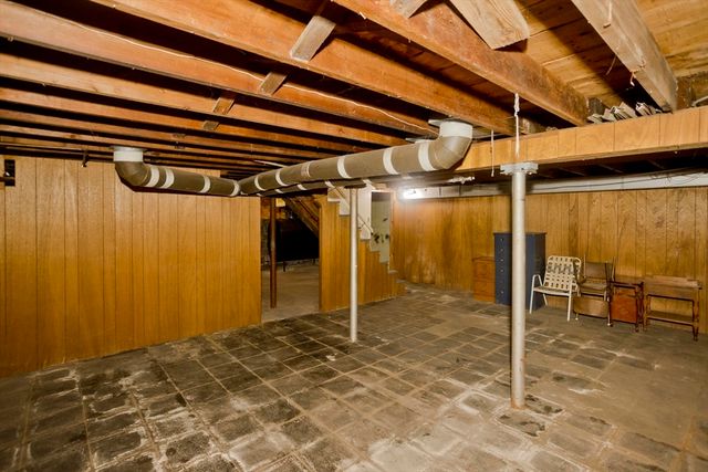 54 Dudley St, Springfield, MA 01095