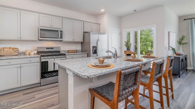 73 Powell Place, Byhalia, MS 38611
