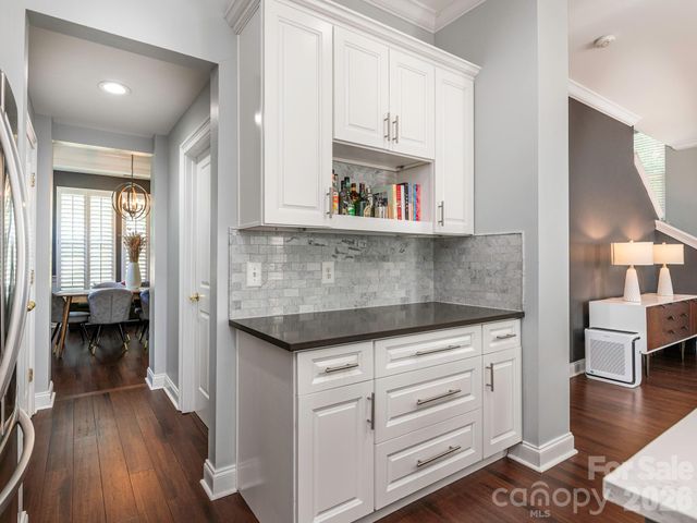 1409 Shade Tree Court, Matthews, NC 28104