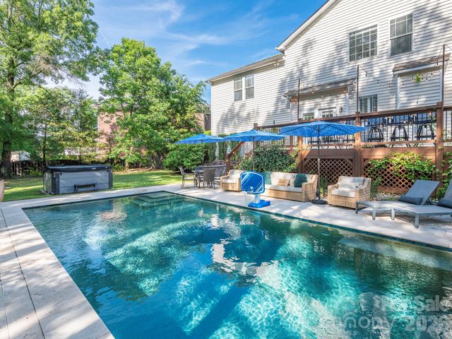 1409 Shade Tree Court, Matthews, NC 28104