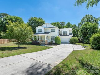 1409 Shade Tree Court, Matthews, NC 28104