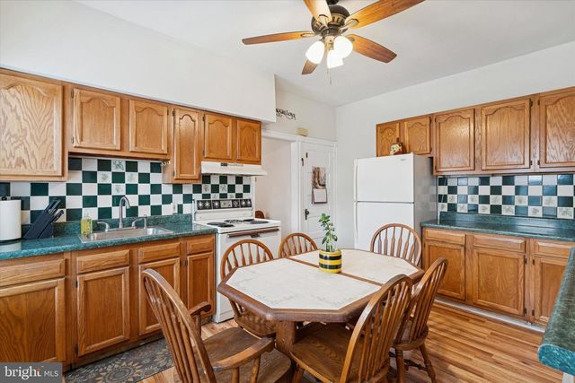 1111 W LAFAYETTE ST, Norristown, PA 19401