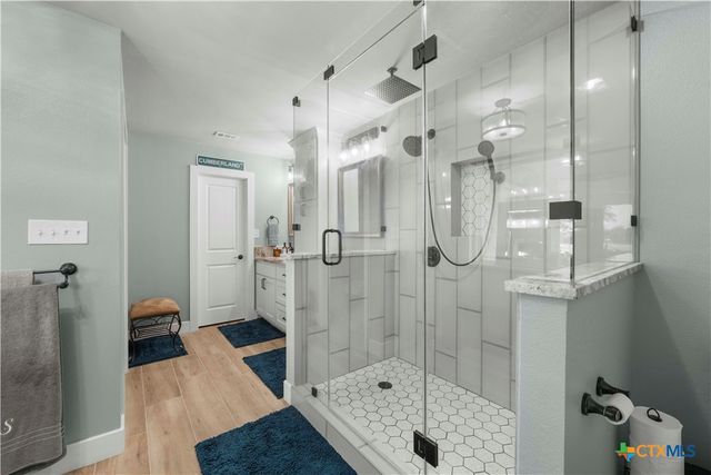 8901 Brewer Lane, Salado, TX 76571