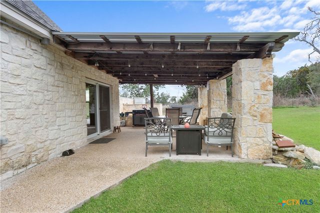 8901 Brewer Lane, Salado, TX 76571