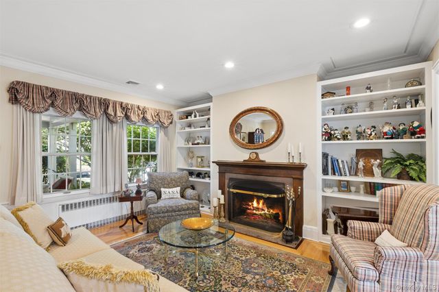 153 Roxbury Road, Garden City, NY 11530
