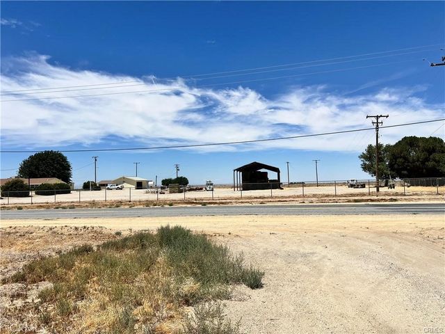 125 STE VIC AVE, Lancaster, CA 93535