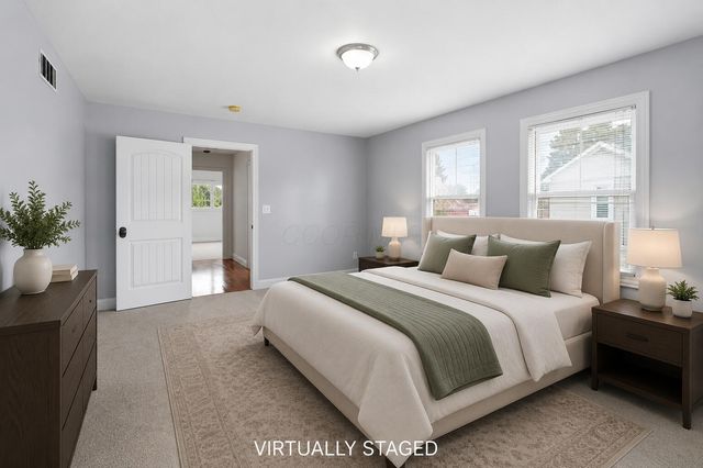 38 George Street, Pataskala, OH 43062