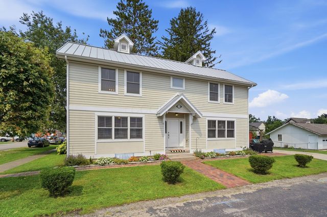 38 George Street, Pataskala, OH 43062